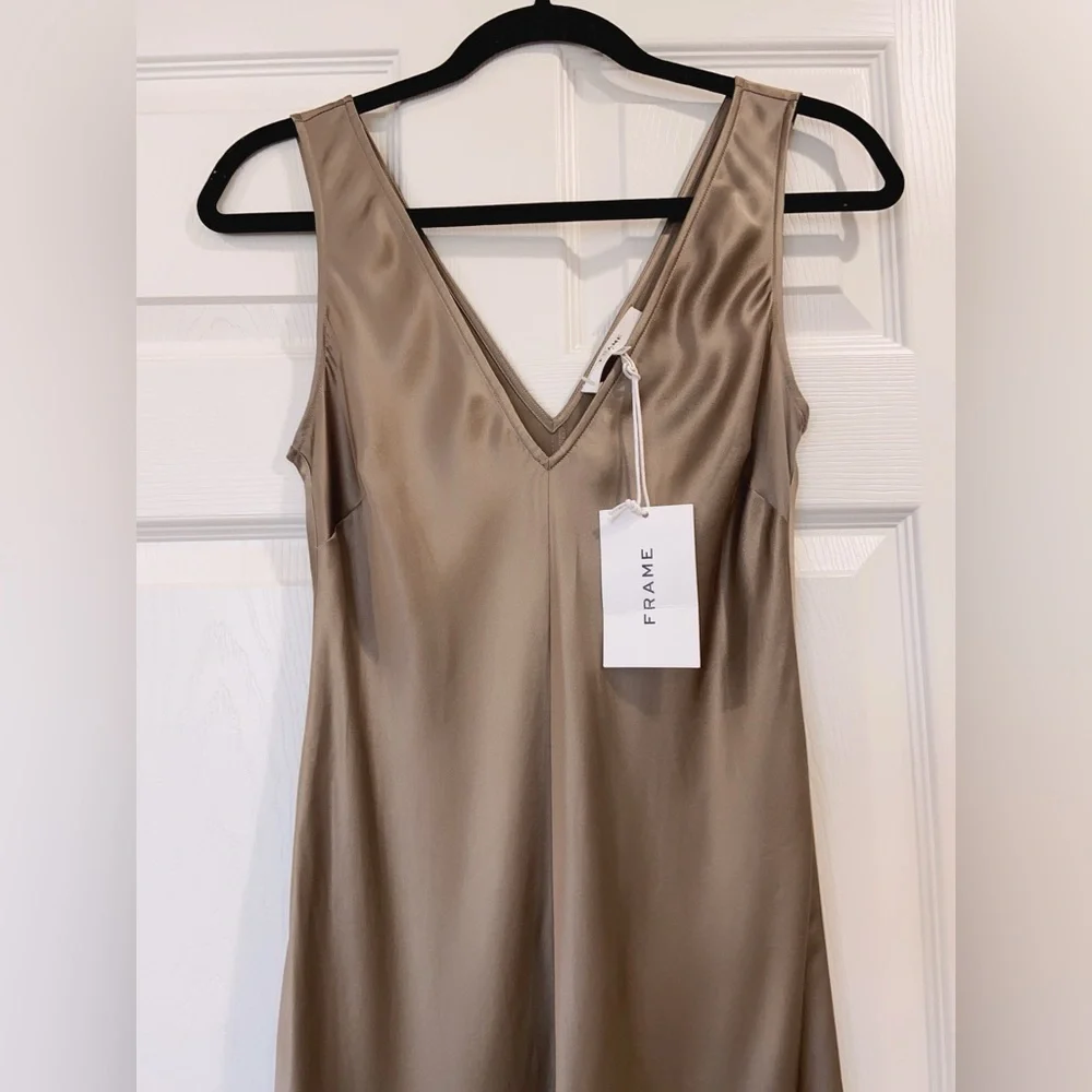 NWT $628 Frame Savannah Silk Satin Midi Dress In Cypress